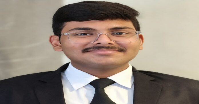 काशी विद्यापीठ के छात्र आदित्य मिश्रा का थाईलैंड के इंटरनेशनल ह्यूमन राइट्स ट्रेनिंग प्रोग्राम के लिए चयन